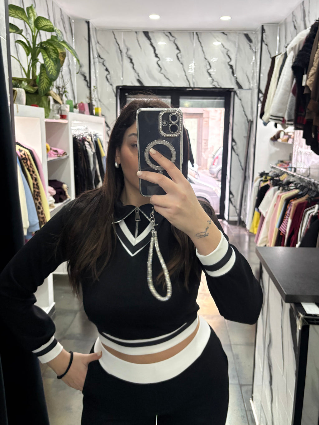 Coordinato scollo zip