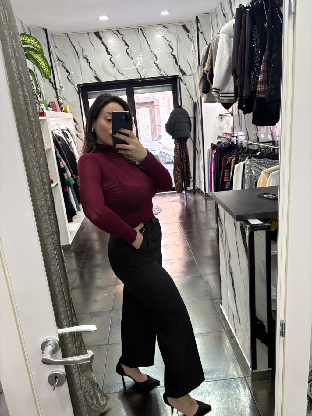 Pantalone bottone laterale