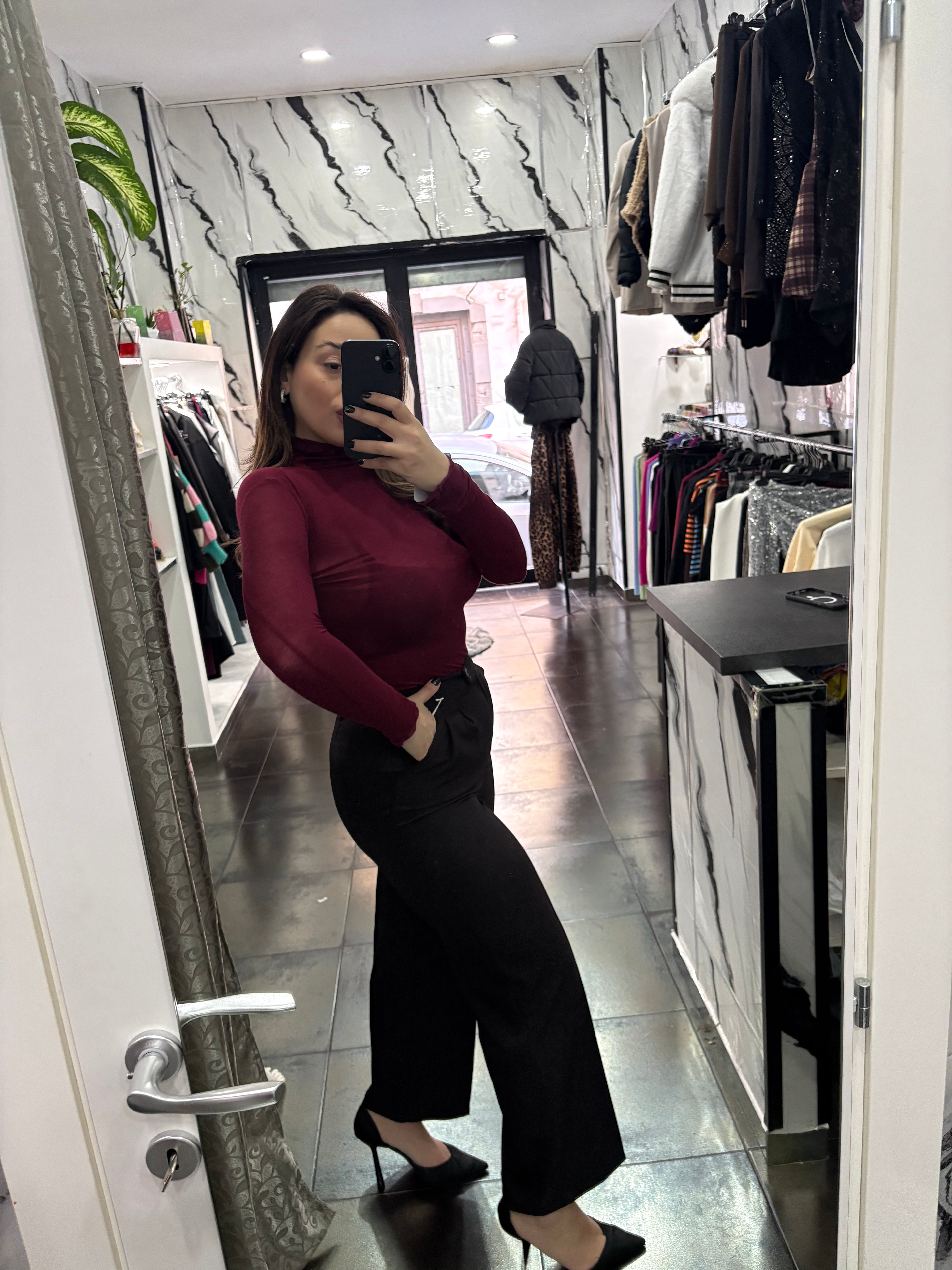 Pantalone bottone laterale