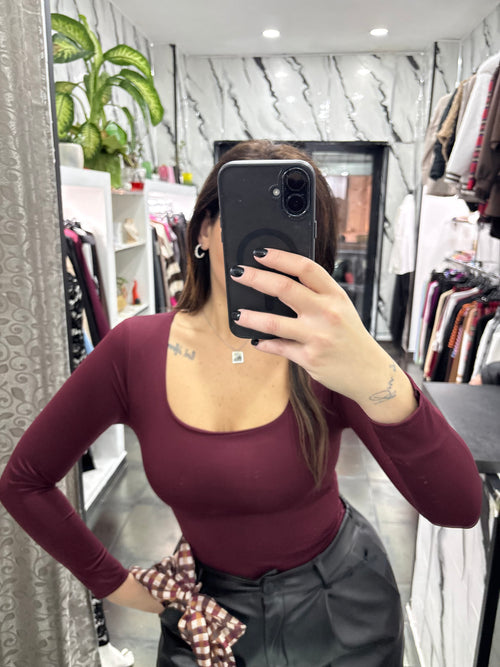 Body scollo quadrato