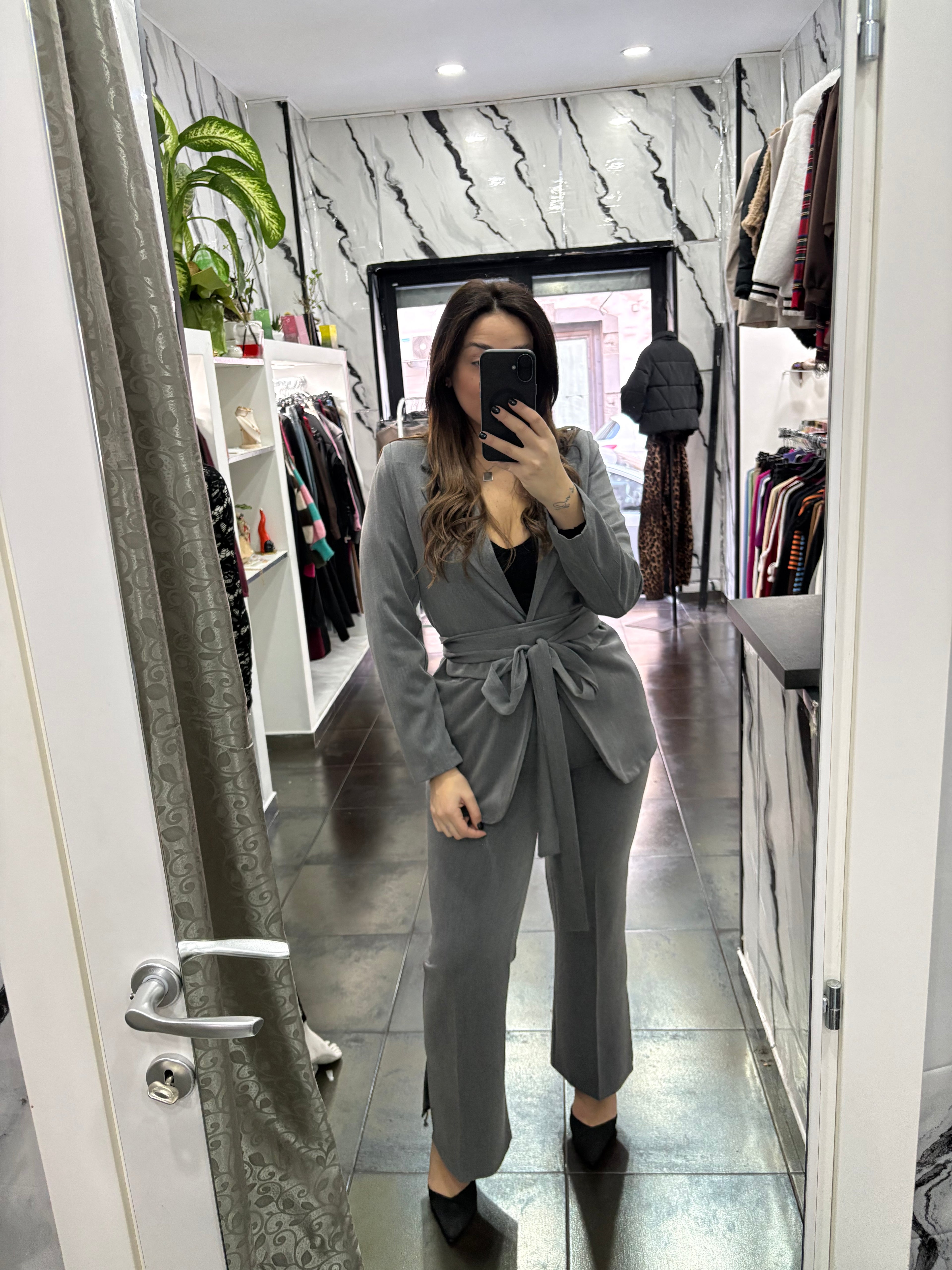 Tailleur con cintura