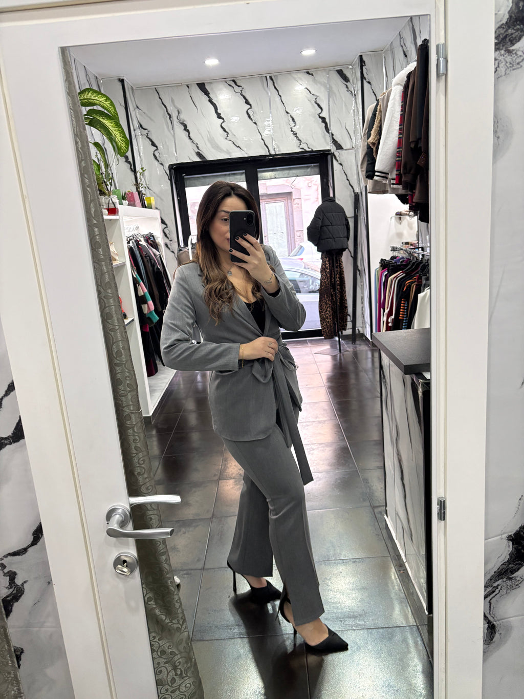 Tailleur con cintura