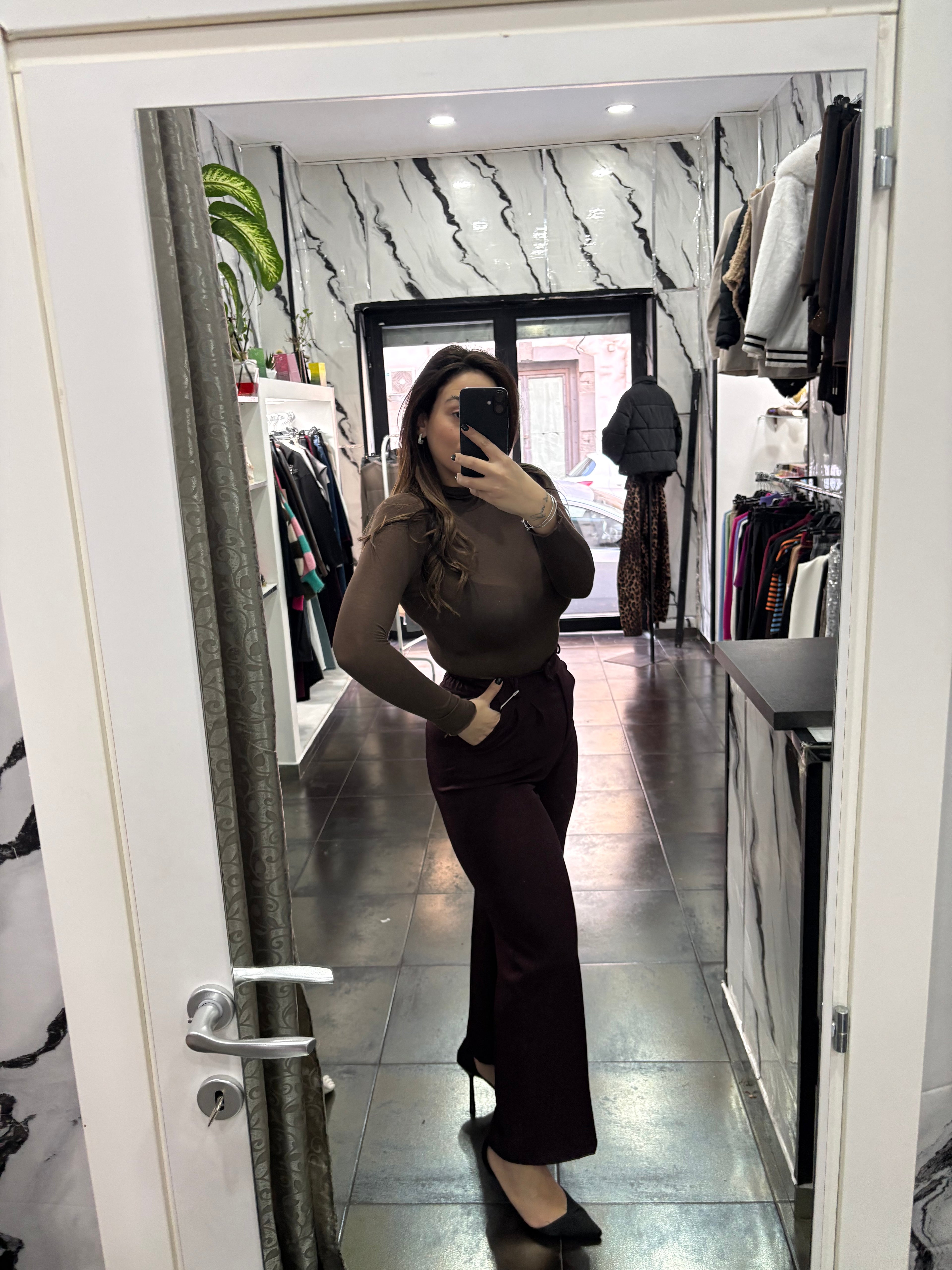 Pantalone bottone laterale